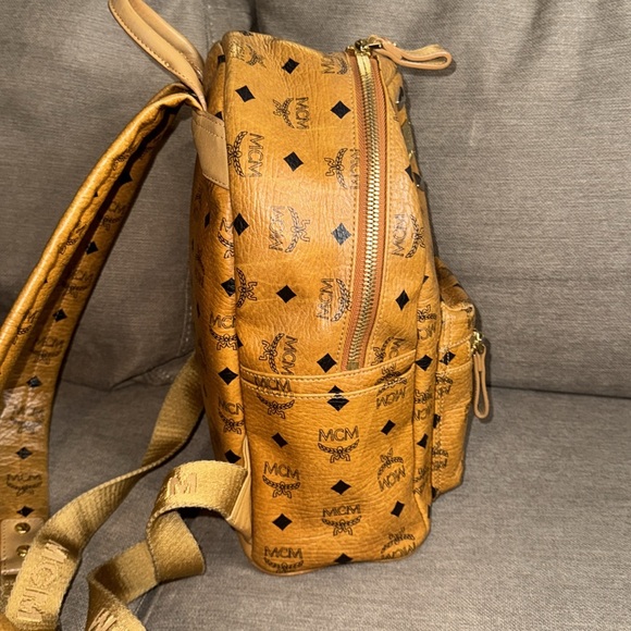 MCM Cognac Visetos Medium Backpack - Picture 5 of 13